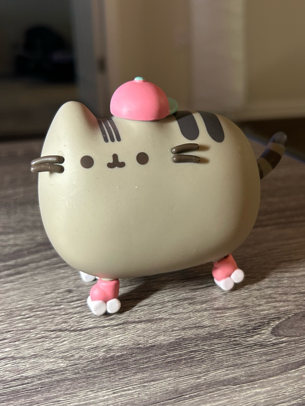 2019 Pusheen Box Exclusive roller skater vinyl figure.